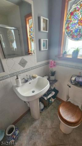 106 Maxim Drive Hopatcong NJ 07843
