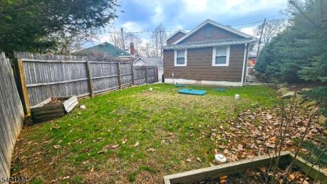 106 Maxim Drive Hopatcong NJ 07843
