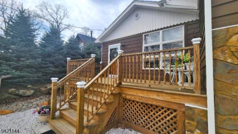106 Maxim Drive Hopatcong NJ 07843