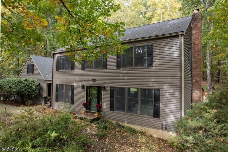 4 Scenic Falls Road Washington NJ 07853
