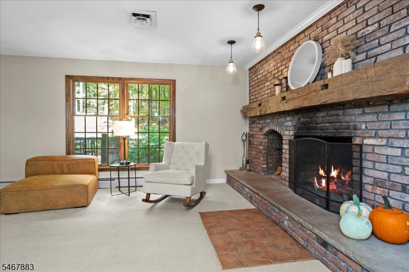 4 Scenic Falls Road Washington NJ 07853