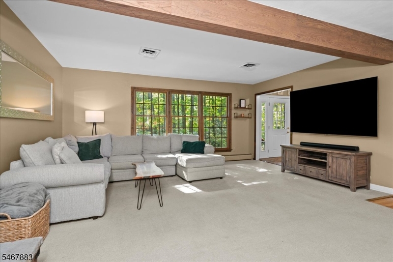 4 Scenic Falls Road Washington NJ 07853