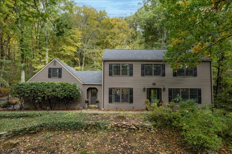 4 Scenic Falls Road Washington NJ 07853