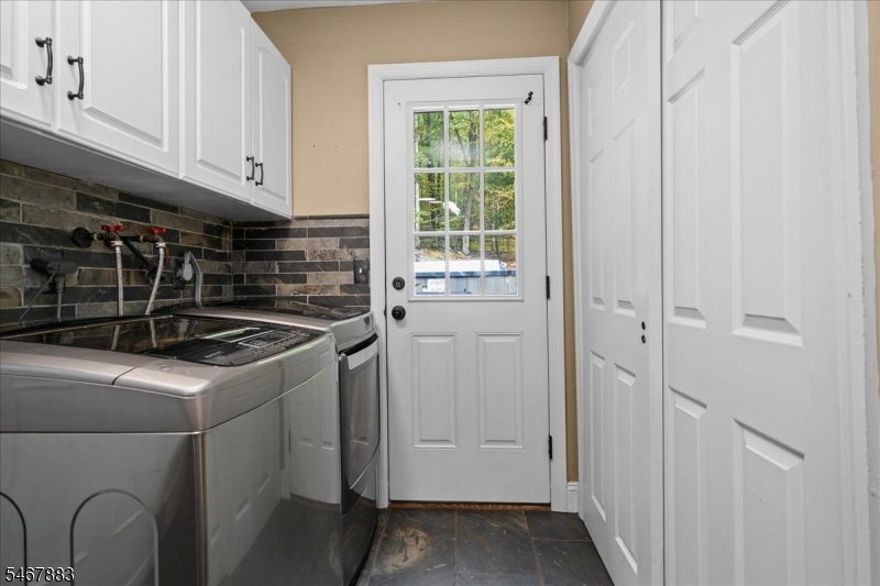 4 Scenic Falls Road Washington NJ 07853