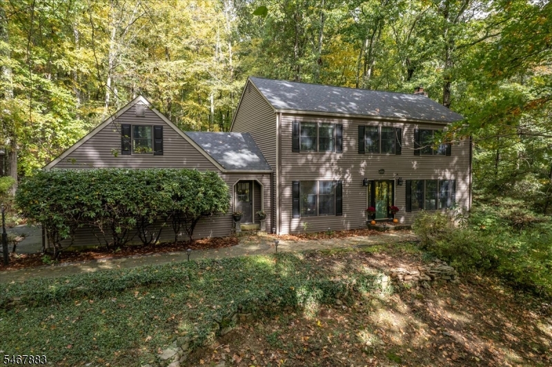 4 Scenic Falls Road Washington NJ 07853