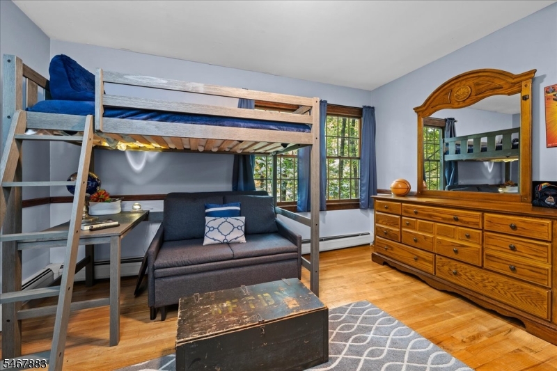 4 Scenic Falls Road Washington NJ 07853