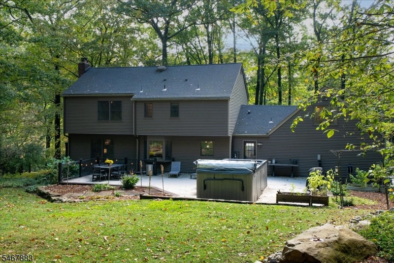 4 Scenic Falls Road Washington NJ 07853