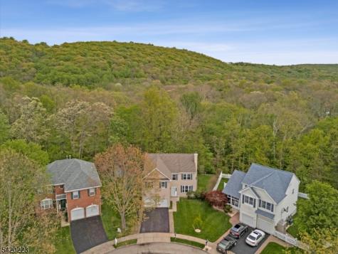 59 Scenic Court Hackettstown NJ 07840