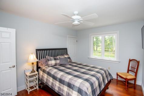 53 Rittenhouse Road Delaware NJ 08559