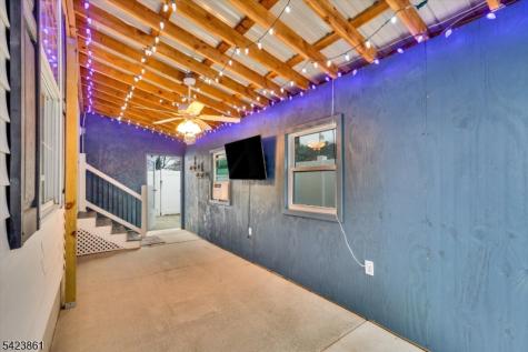 111 N Laurel Street Buena NJ 08326