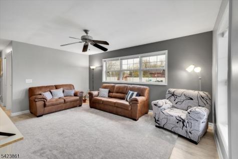 111 N Laurel Street Buena NJ 08326