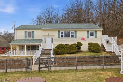 240 Longhouse Drive West Milford NJ 07421