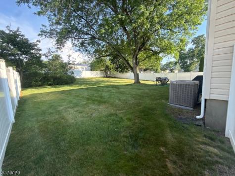 13 Patton Drive Franklin NJ 08873