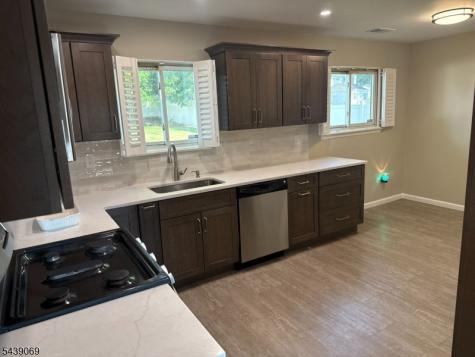 13 Patton Drive Franklin NJ 08873