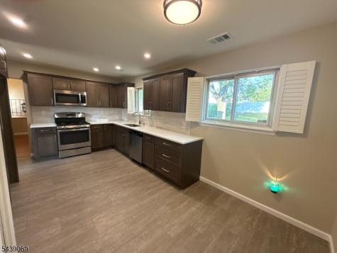 13 Patton Drive Franklin NJ 08873