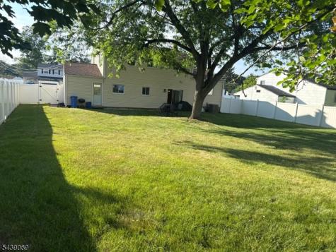 13 Patton Drive Franklin NJ 08873