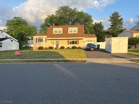 13 Patton Drive Franklin NJ 08873
