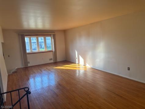 13 Patton Drive Franklin NJ 08873