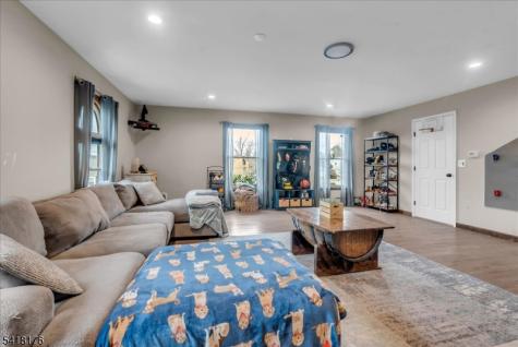 40 Alvin Road West Milford NJ 07480