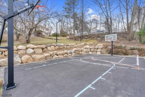 40 Alvin Road West Milford NJ 07480