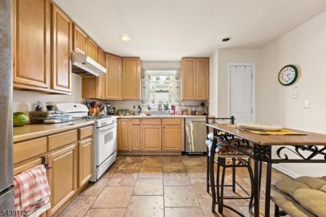 74 Wildwood Avenue Edison NJ 08837