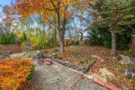 74 Wildwood Avenue Edison NJ 08837