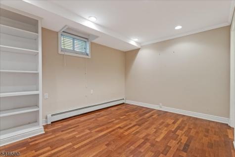 23 The Crossway Kinnelon NJ 07405