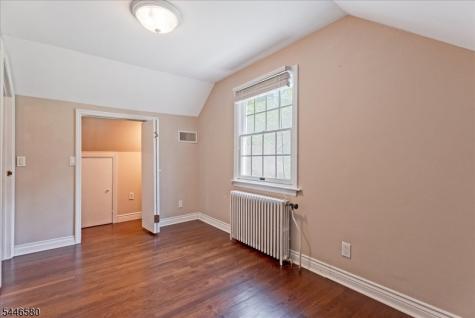 23 The Crossway Kinnelon NJ 07405