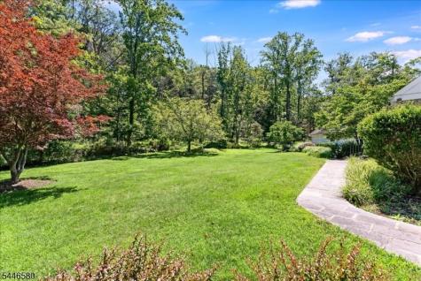 23 The Crossway Kinnelon NJ 07405