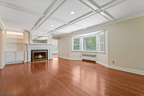 23 The Crossway Kinnelon NJ 07405