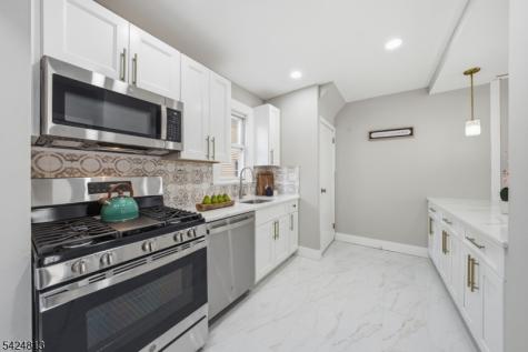 1466 Center Street Hillside NJ 07205