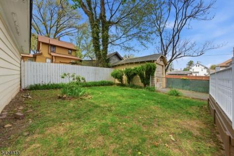 1466 Center Street Hillside NJ 07205