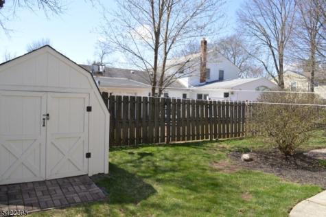 29 Hugenot Street East Hanover NJ 07936
