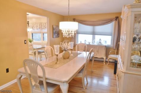 29 Hugenot Street East Hanover NJ 07936