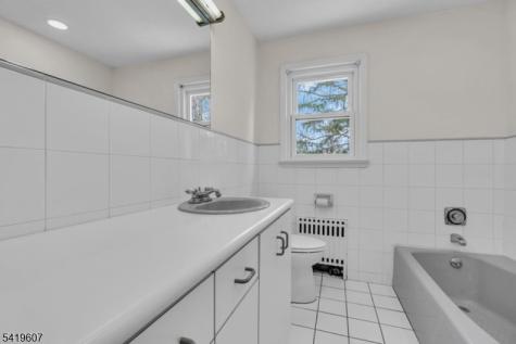 26 Dogwood Road West Orange NJ 07052