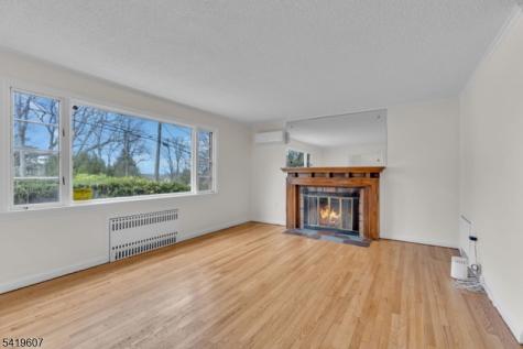 26 Dogwood Road West Orange NJ 07052