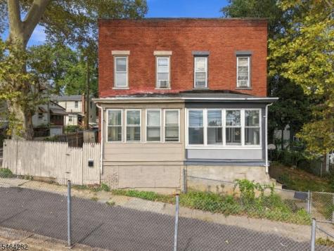 12 Church Place East Orange NJ 07017