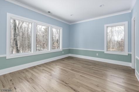 6 Harlow Pointe Cove Green Brook NJ 08812