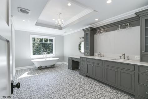 6 Harlow Pointe Cove Green Brook NJ 08812