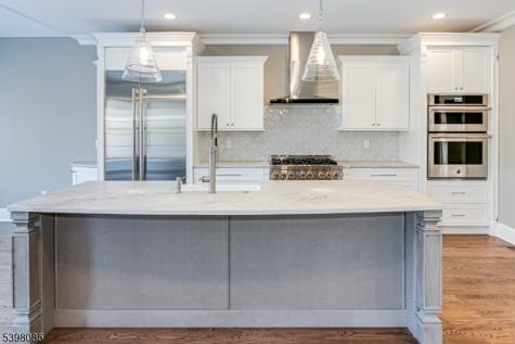 6 Harlow Pointe Cove Green Brook NJ 08812