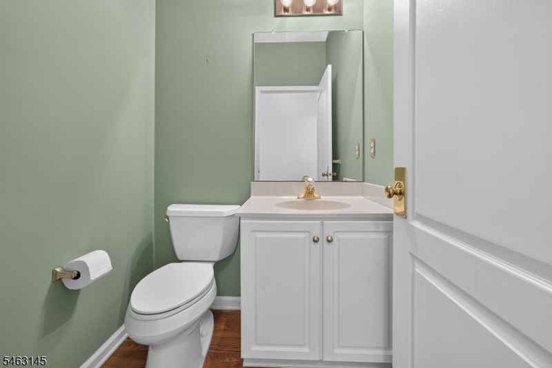 7 Stark Court Raritan NJ 08551