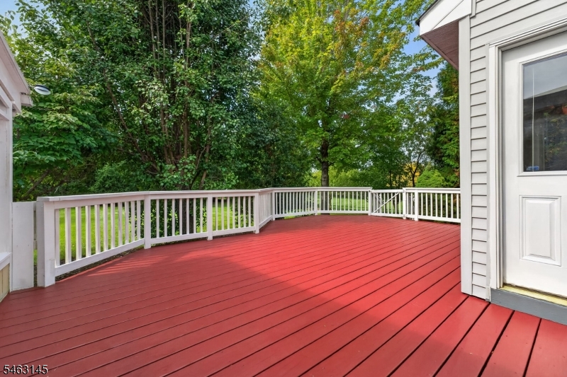 7 Stark Court Raritan NJ 08551