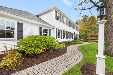 9 Trimingham Court Mendham NJ 07945