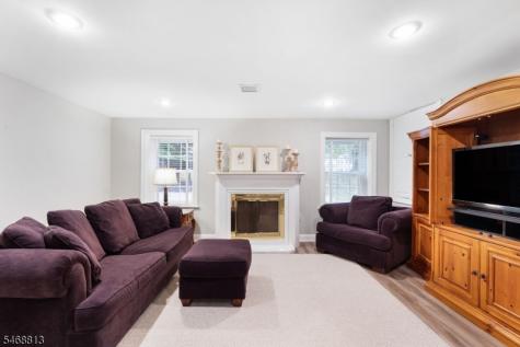 9 Trimingham Court Mendham NJ 07945