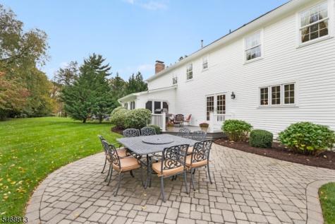 9 Trimingham Court Mendham NJ 07945