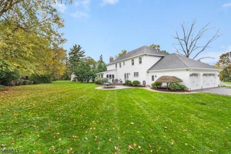 9 Trimingham Court Mendham NJ 07945