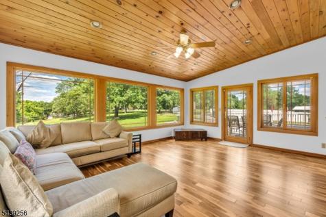 283 Floral Drive Bridgewater NJ 08807