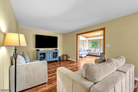 283 Floral Drive Bridgewater NJ 08807