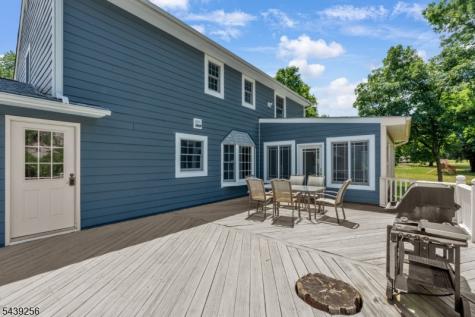 283 Floral Drive Bridgewater NJ 08807