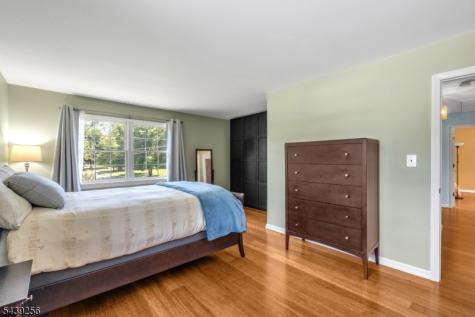 283 Floral Drive Bridgewater NJ 08807